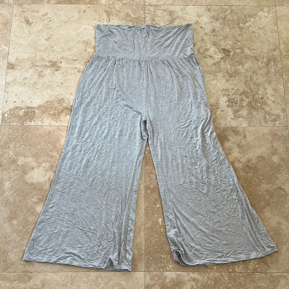 Venus Gray Wide-Leg High-Rise Pants with Elastic Waistband